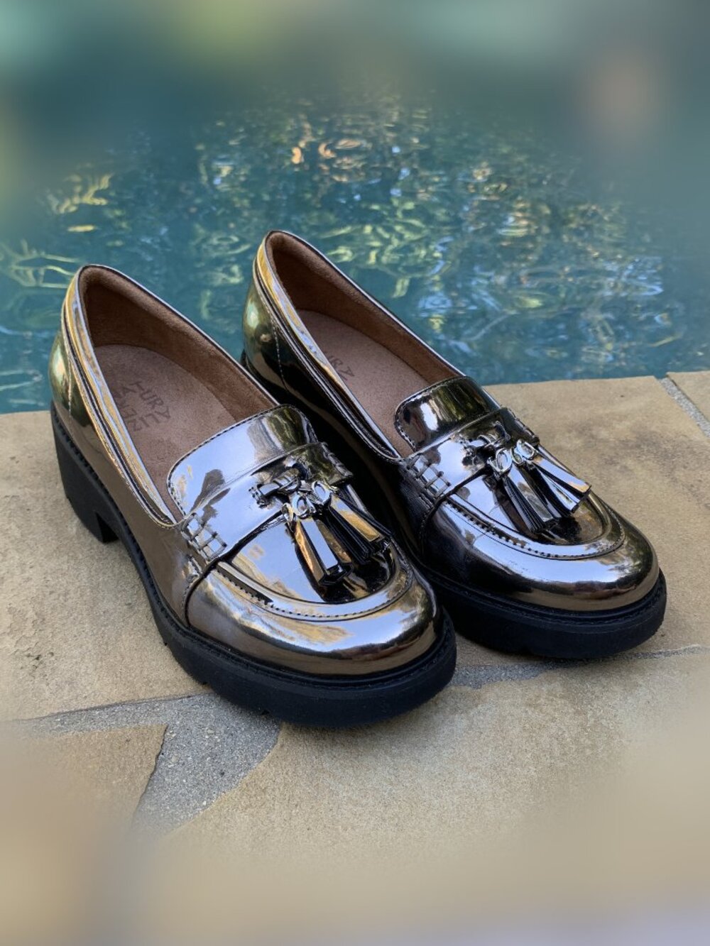 Naturalizer Committed Pewter Lug Loafers Sz7